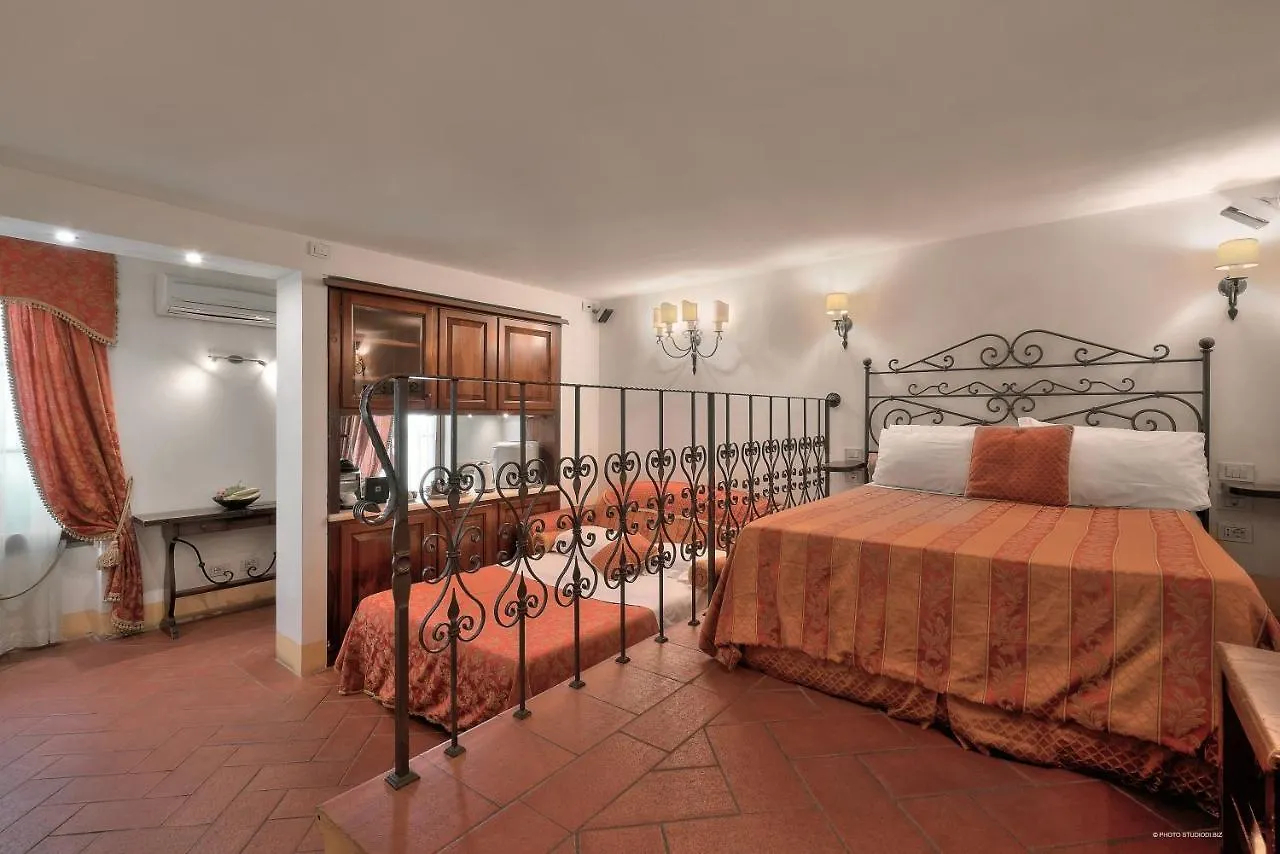 First Of Florence Aparthotel