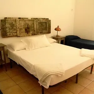 L'acanto , Syracuse Italy
