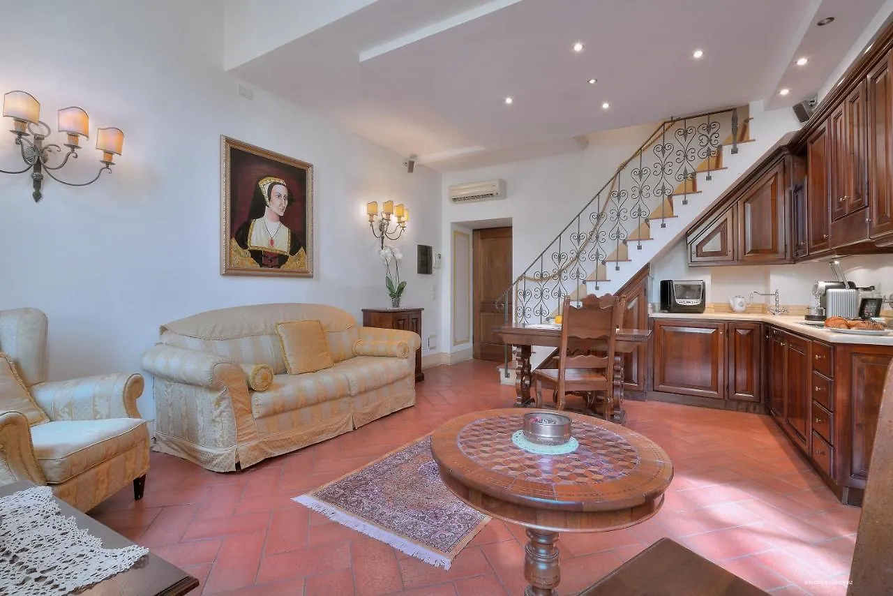 First Of Florence Aparthotel