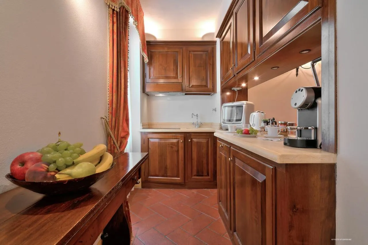 First Of Florence Aparthotel