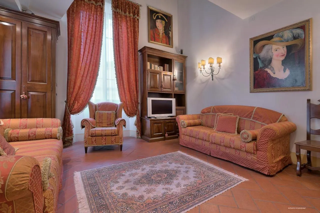 First Of Florence Aparthotel